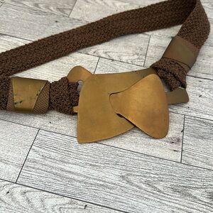 Vintage The leather shop brown elastic metal brass fashion belt size small